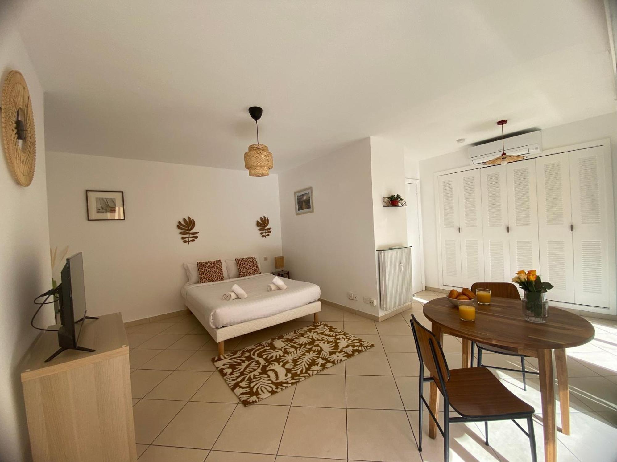 Camille Joli Clim Centre Appartement Menton